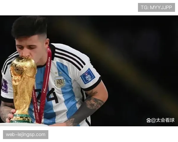 恩佐对阵顶级中场时的比赛掌控力解析