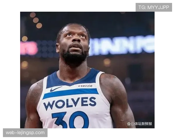 朱利叶斯·兰德尔多次挡拆拉开空间提升得分效率明显优于上赛季